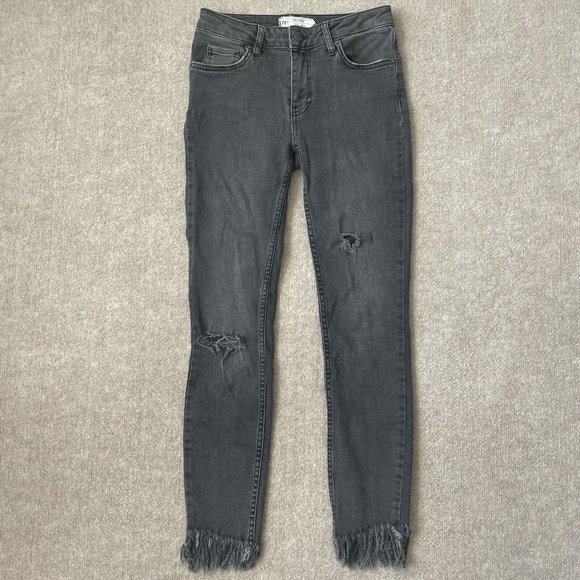 Free People Denim - Free People Jeans Womens 24 Gray/Light Wash Black Distressed Stretch Fringe Hem